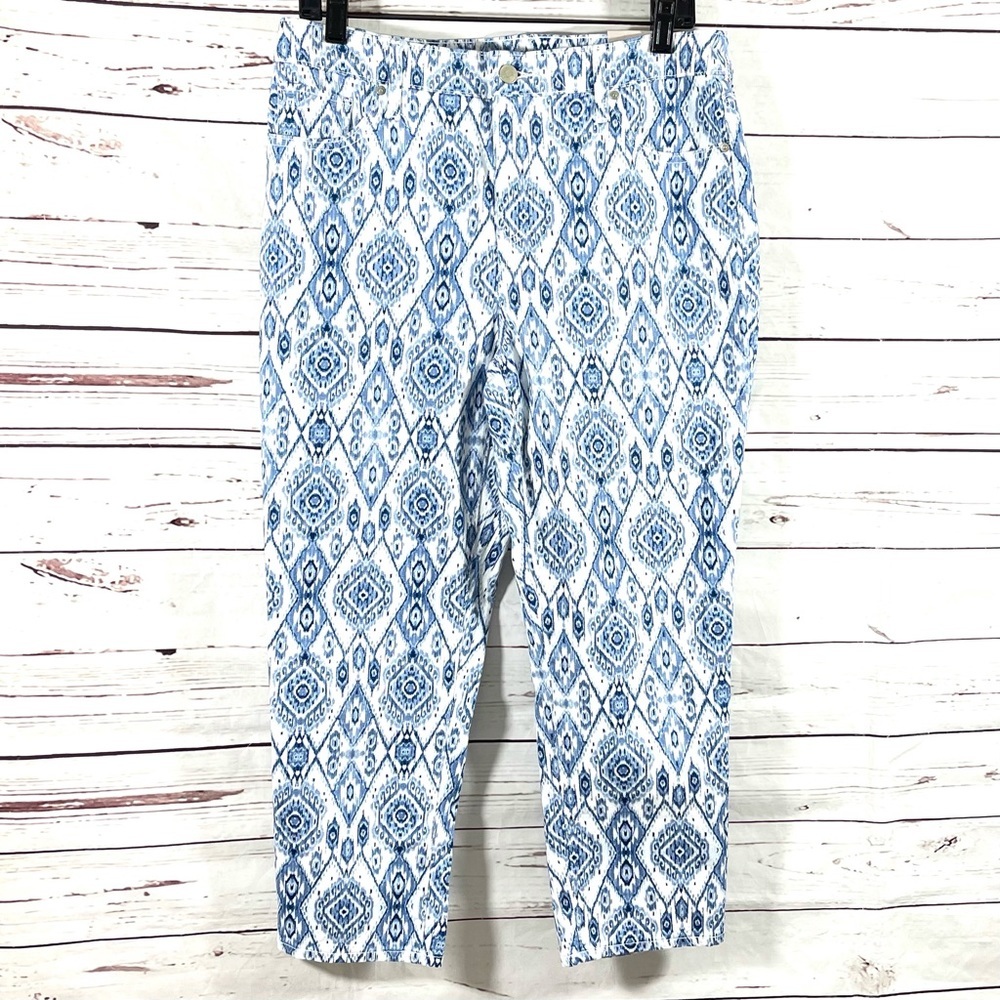 Chico’s So Slimming Girlfriend Slim Leg crop Jeans blue Prints Sz‎ 1.5 US 10
